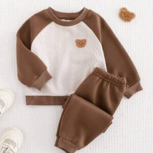 Sweat et pantalon de jogging