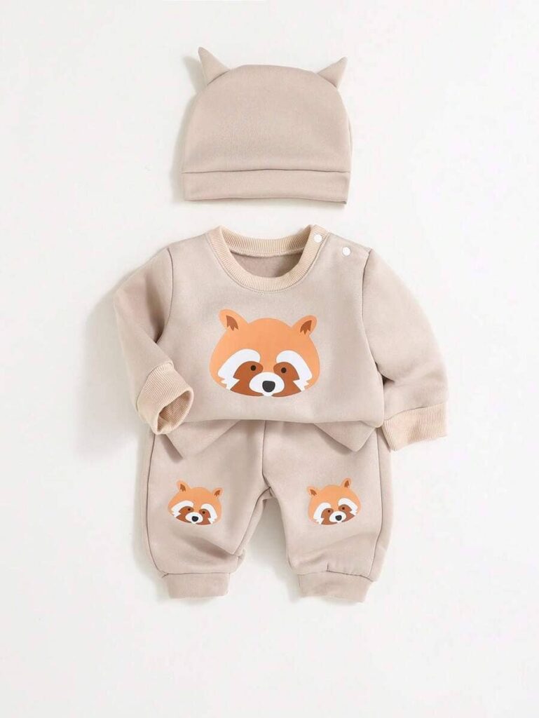 Sweat, pantalon et bonnet